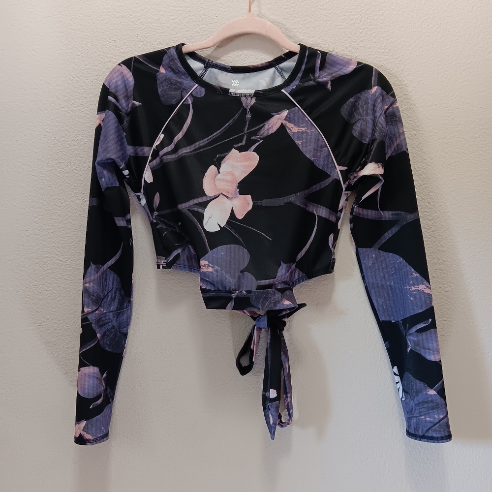All In Motion Athletic Crop Top Medium Long Sleeves Adjustable Floral Black